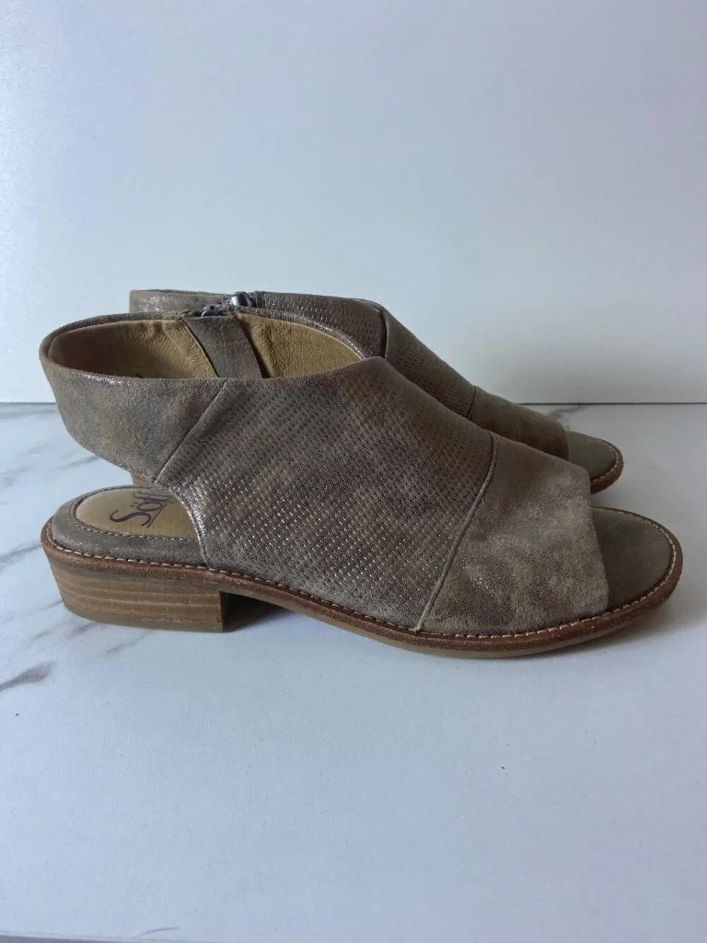 Söfft Natalia Smoke Metallic Suede Sandals Women’s Size 6.5 M